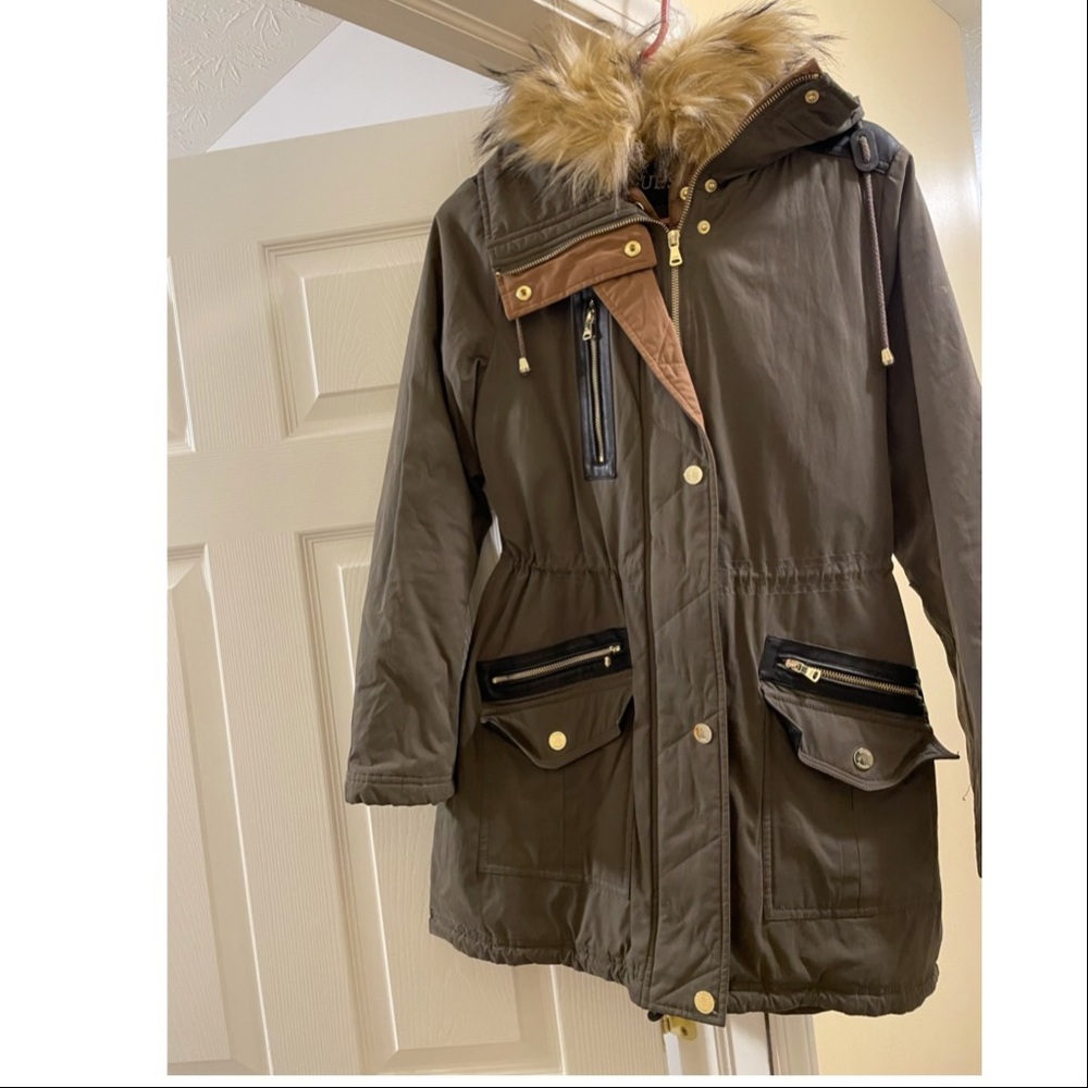 Guess olive faux fur trim Parka